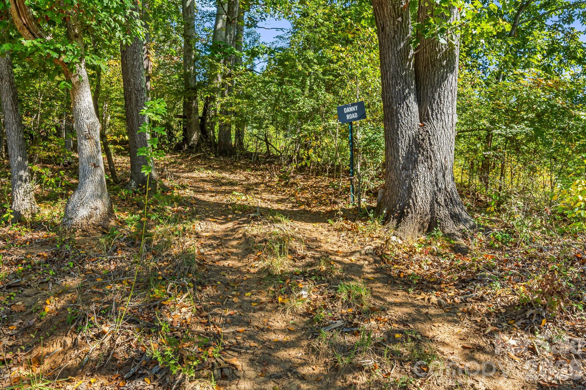 456 Maney Branch Road Burnsville NC 28714