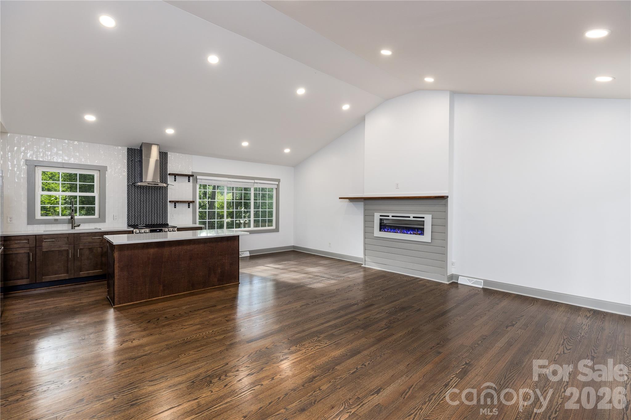 6721 Knightswood Drive Charlotte NC 28226