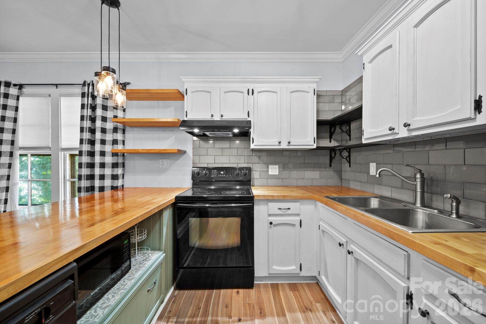 408 Woodlawn Avenue Cramerton NC 28032