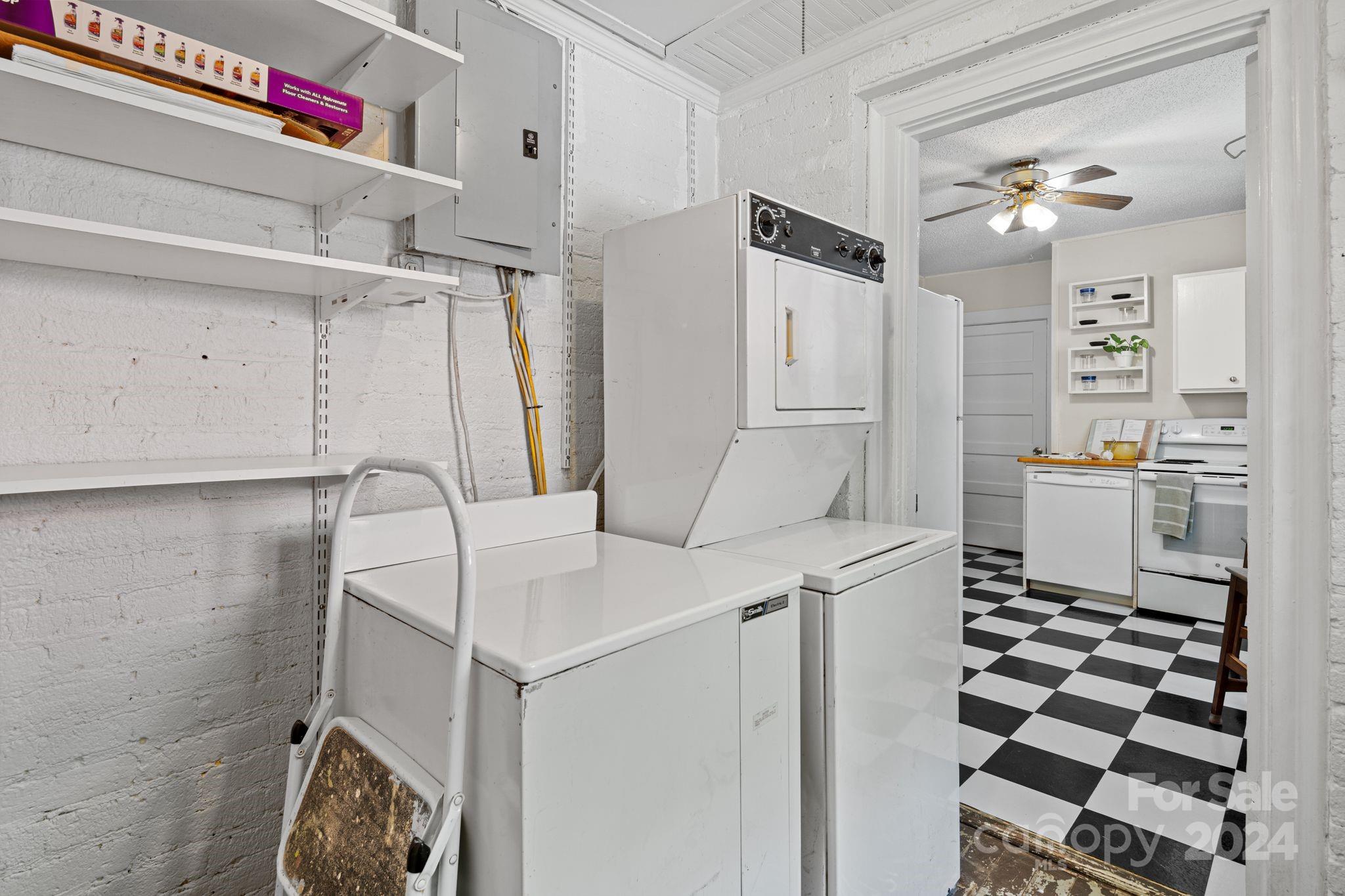 119 Powell Street Swannanoa NC 28778