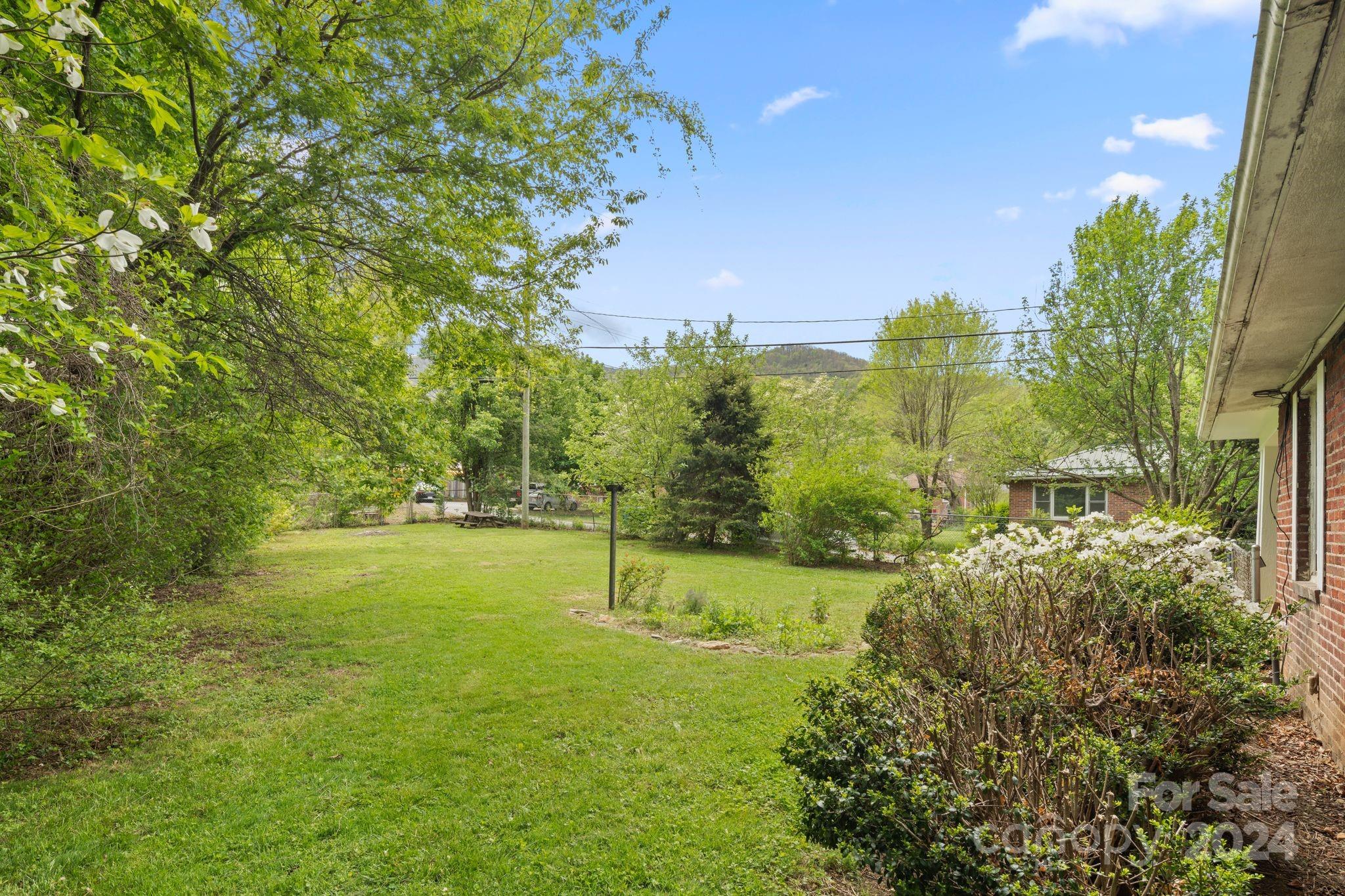 119 Powell Street Swannanoa NC 28778