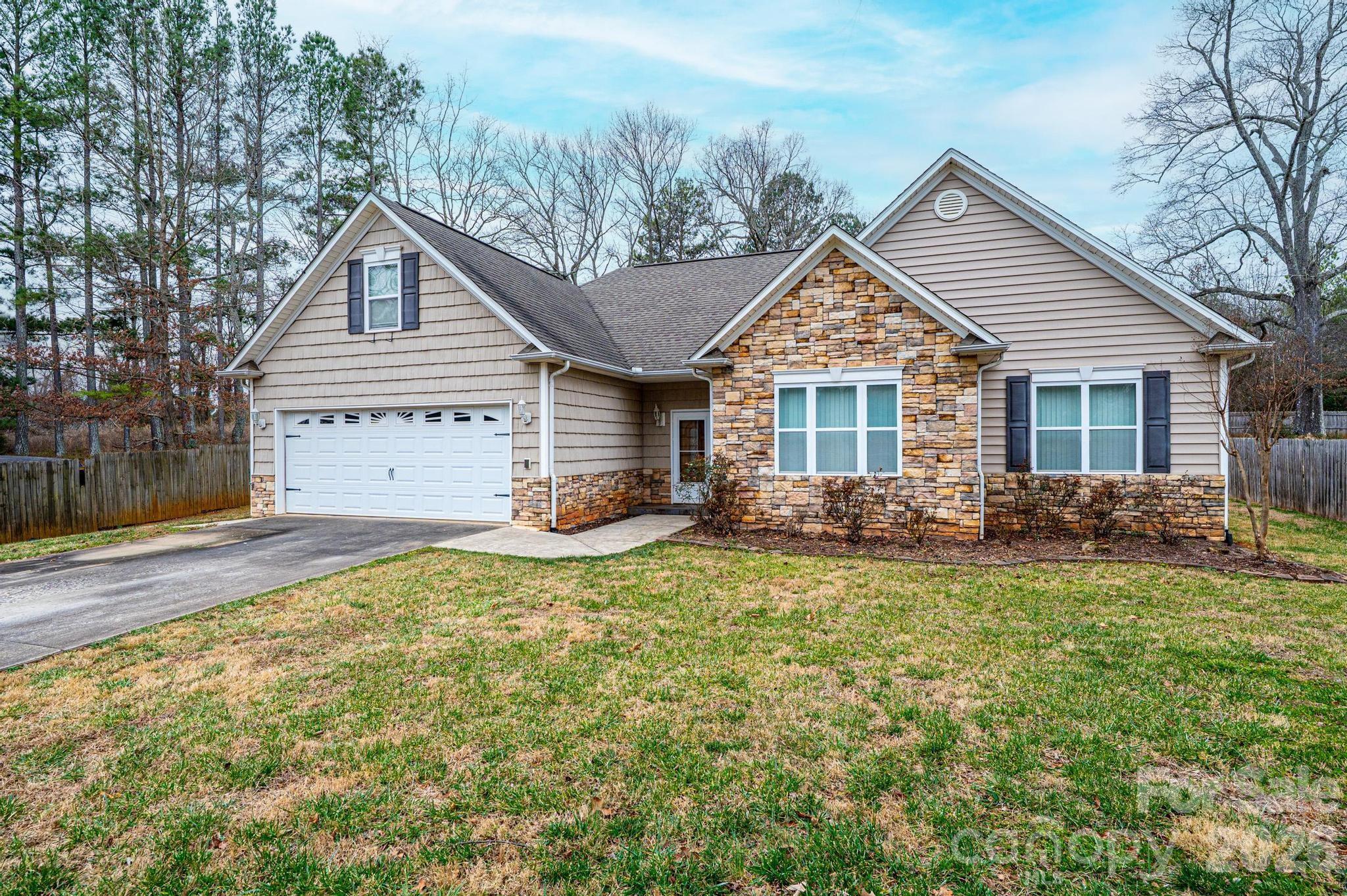 1825 Plaza Drive Hickory NC 28602