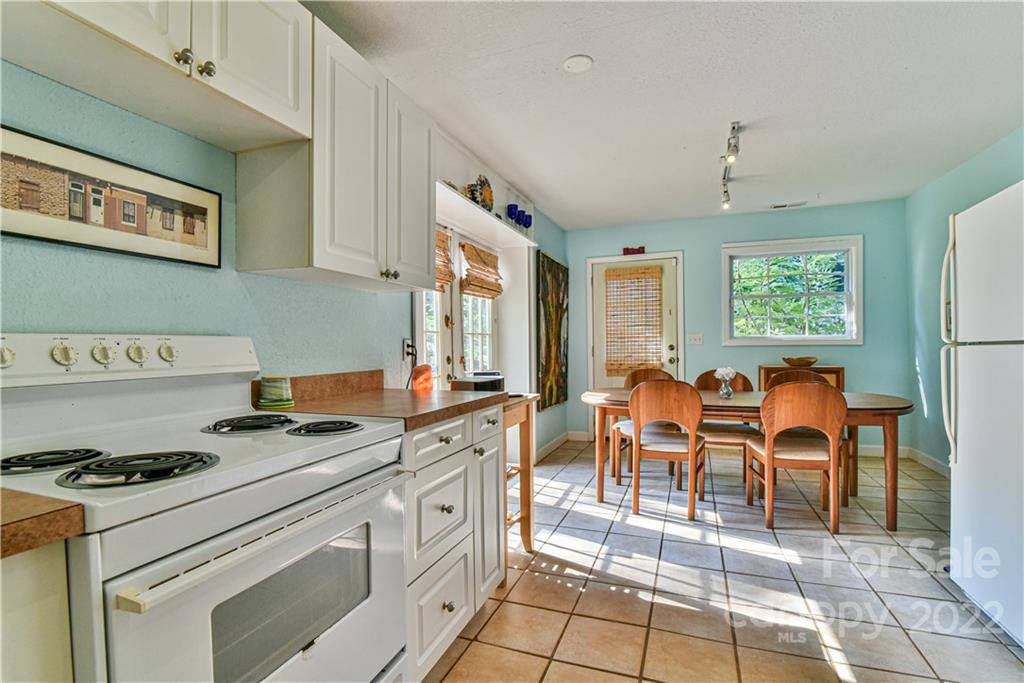 166 Wellington Street Asheville NC 28806