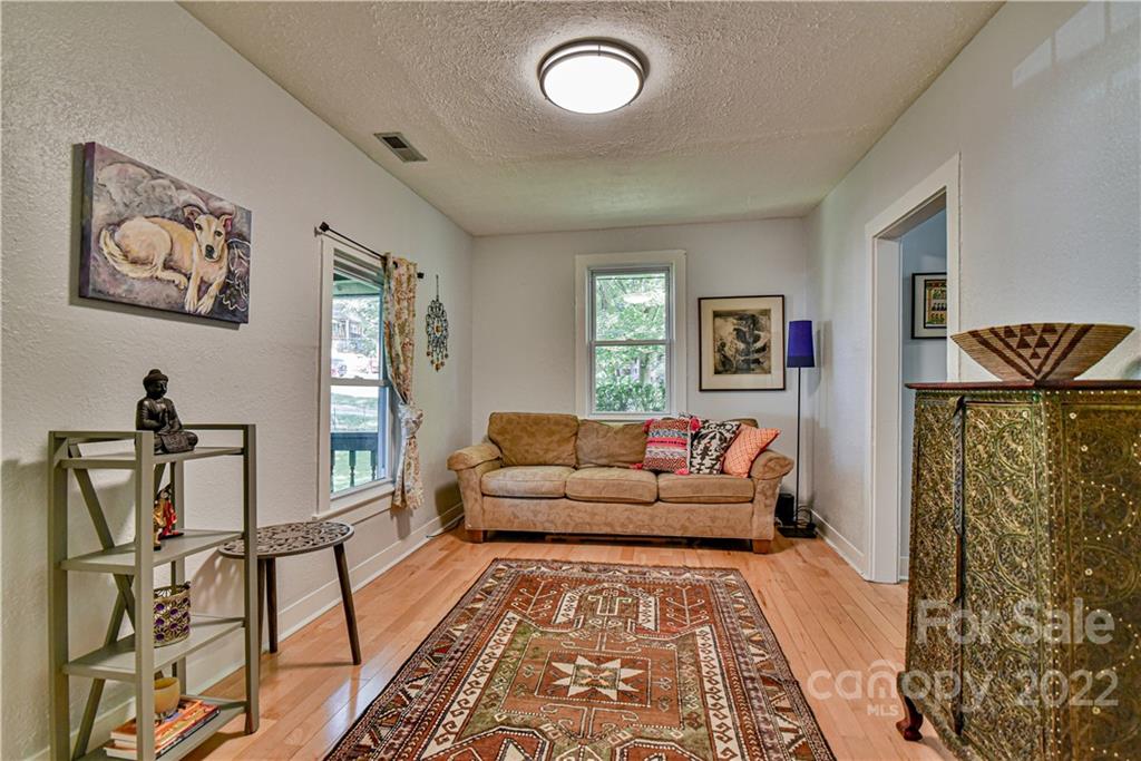 166 Wellington Street Asheville NC 28806
