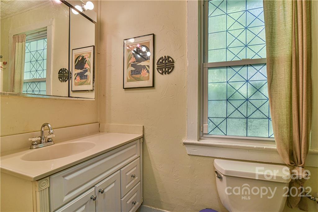 166 Wellington Street Asheville NC 28806