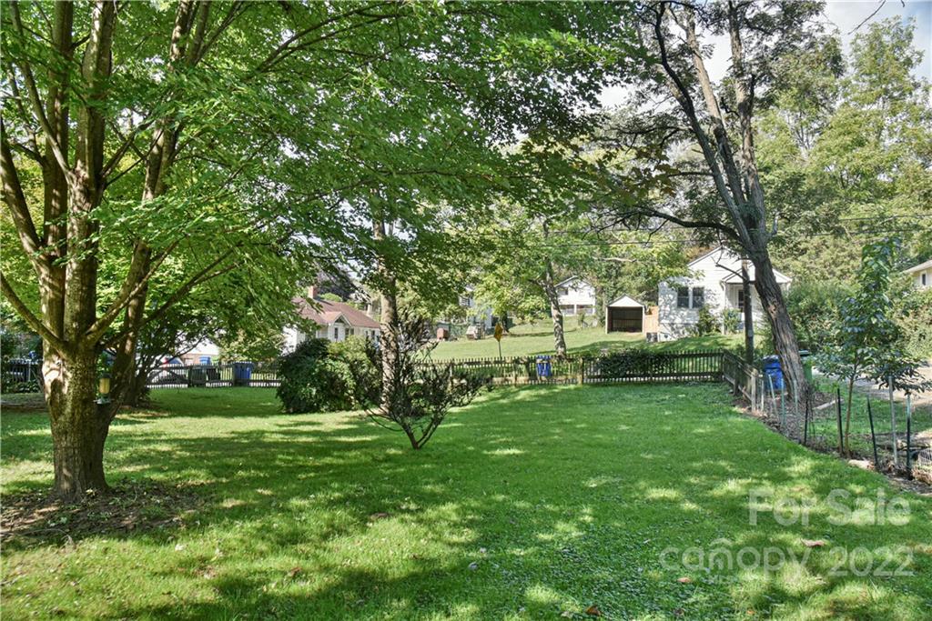 166 Wellington Street Asheville NC 28806