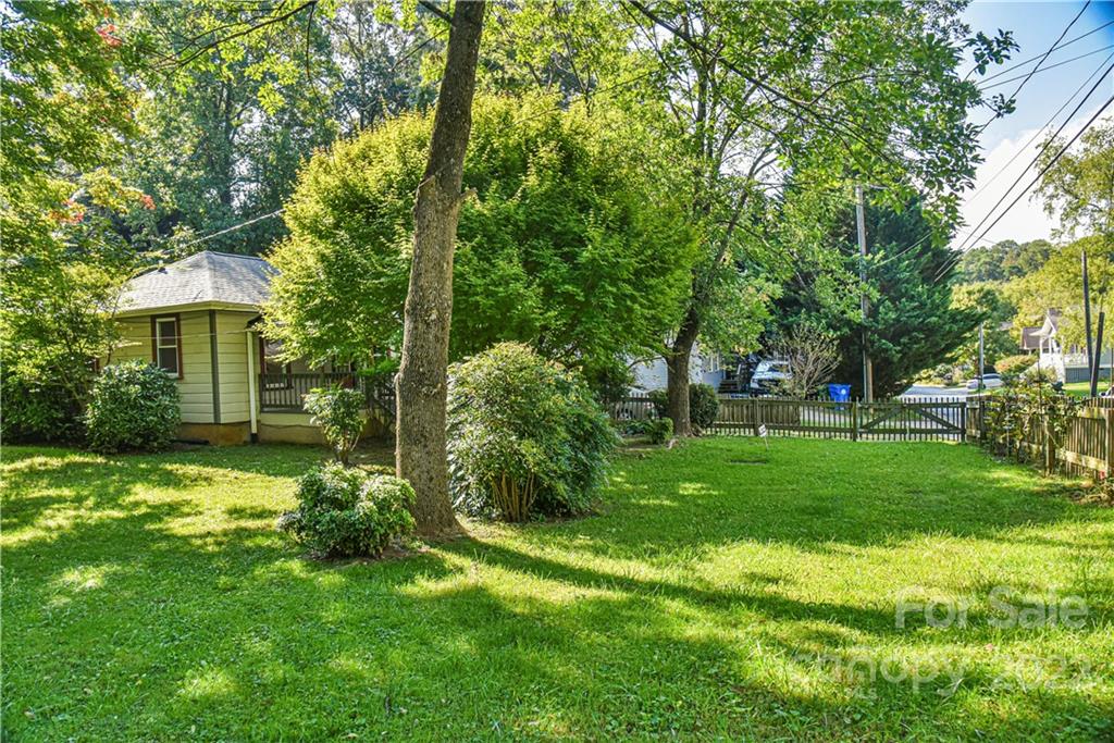 166 Wellington Street Asheville NC 28806