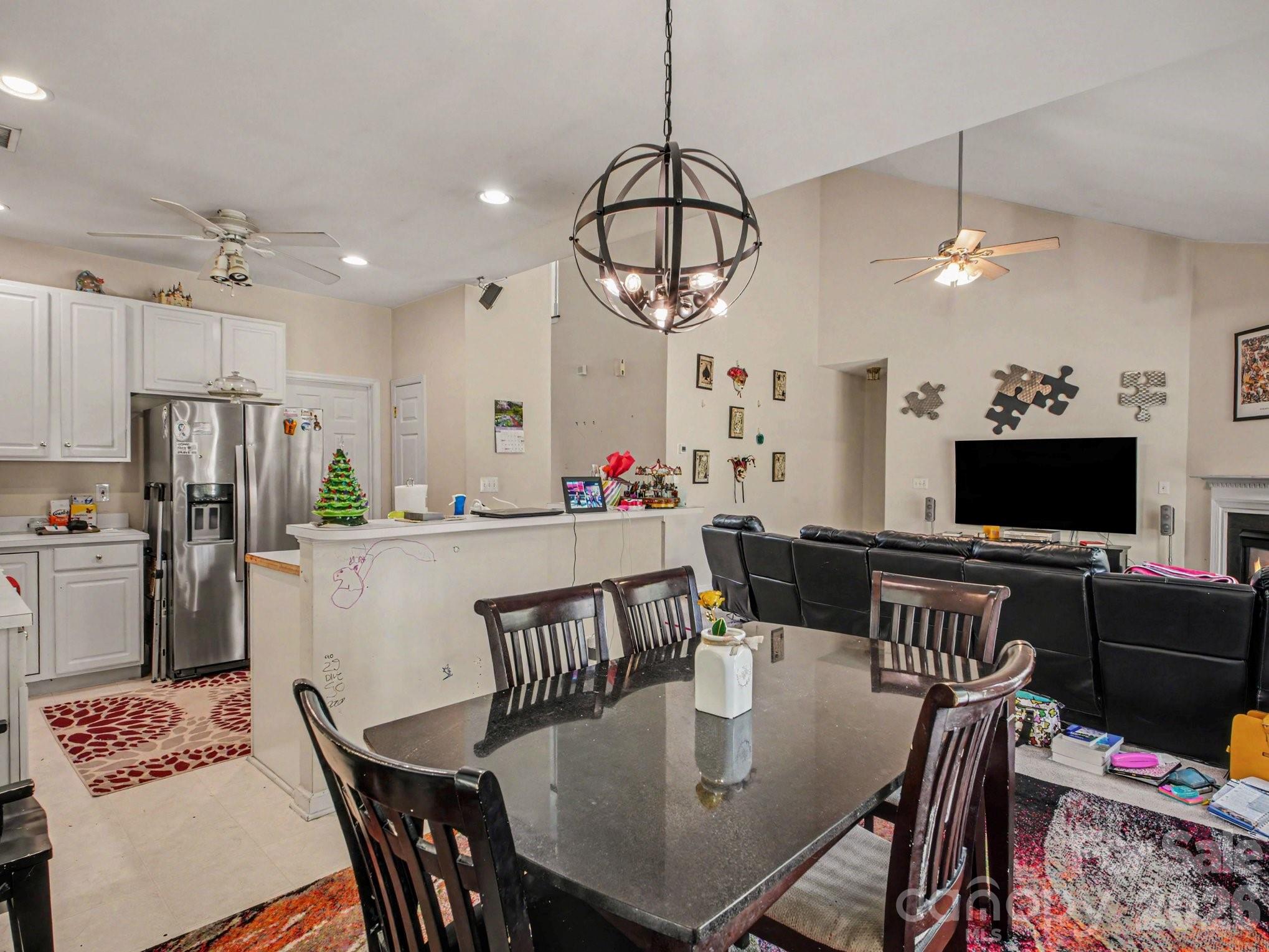 8800 Cavonnier Lane Charlotte NC 28216