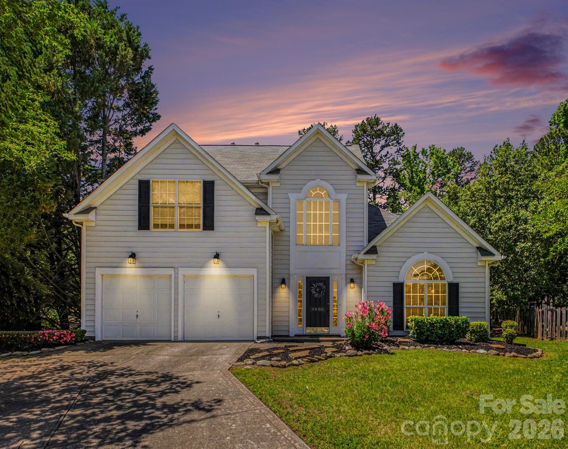 8800 Cavonnier Lane Charlotte NC 28216
