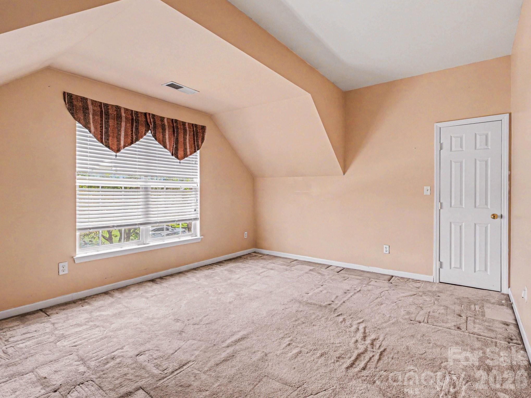 8800 Cavonnier Lane Charlotte NC 28216