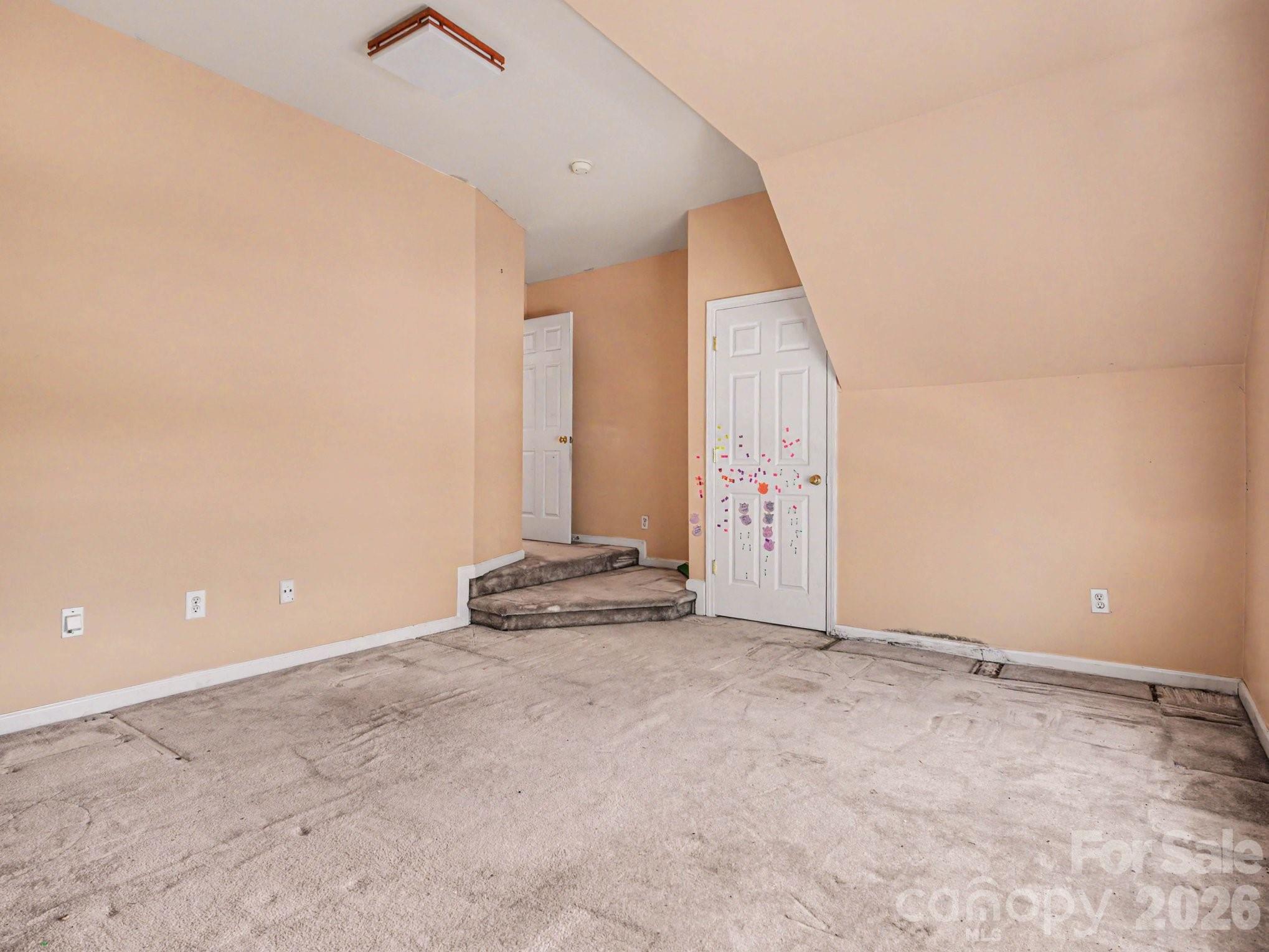 8800 Cavonnier Lane Charlotte NC 28216