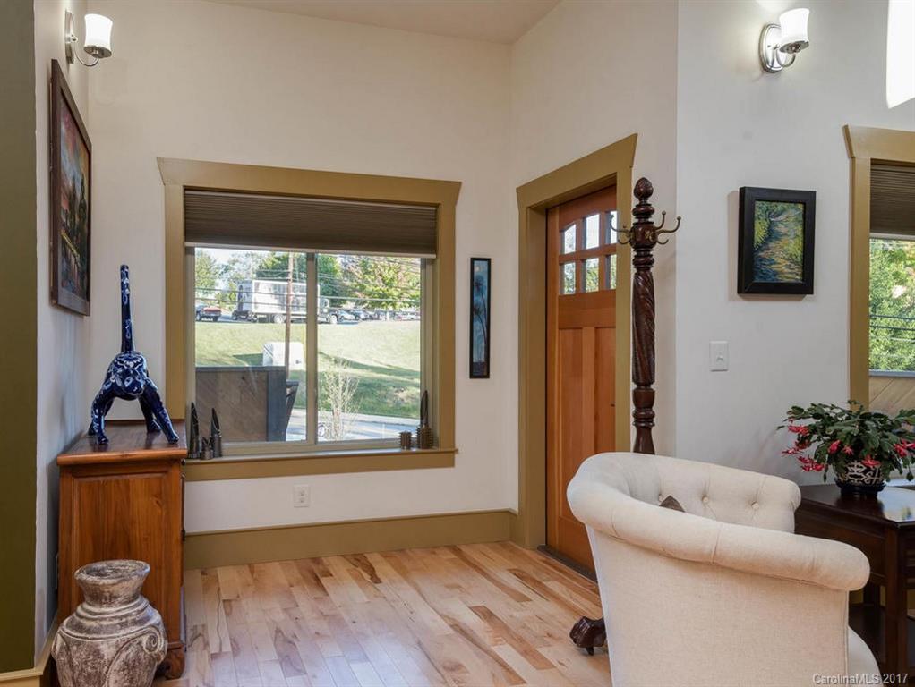 337 Sand Hill Road Asheville NC 28806