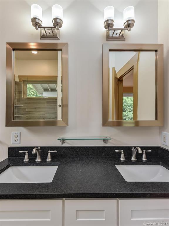 337 Sand Hill Road Asheville NC 28806