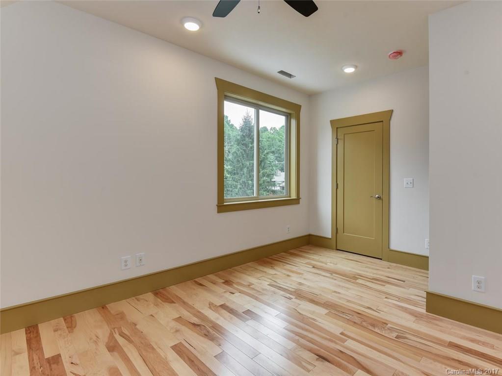 337 Sand Hill Road Asheville NC 28806
