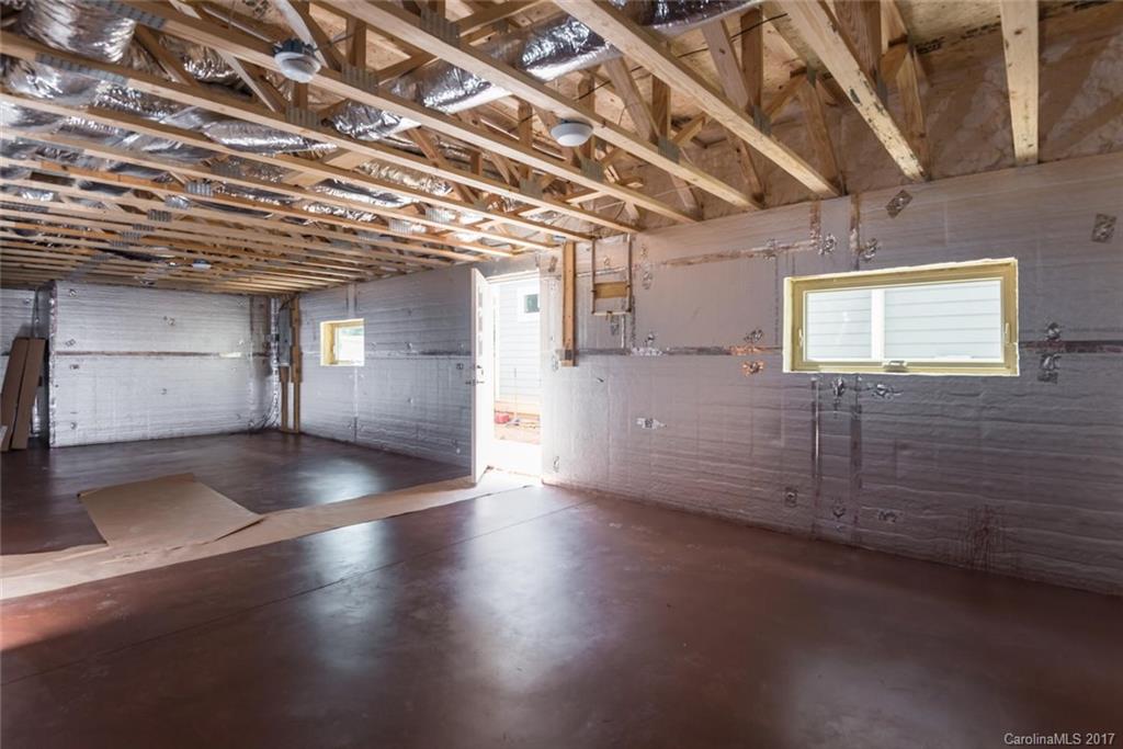 337 Sand Hill Road Asheville NC 28806