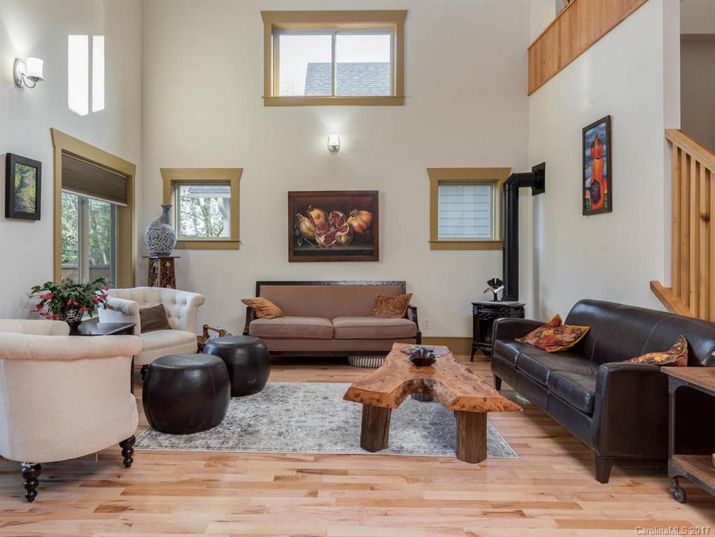 337 Sand Hill Road Asheville NC 28806