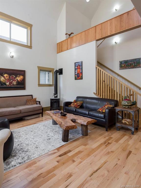 337 Sand Hill Road Asheville NC 28806
