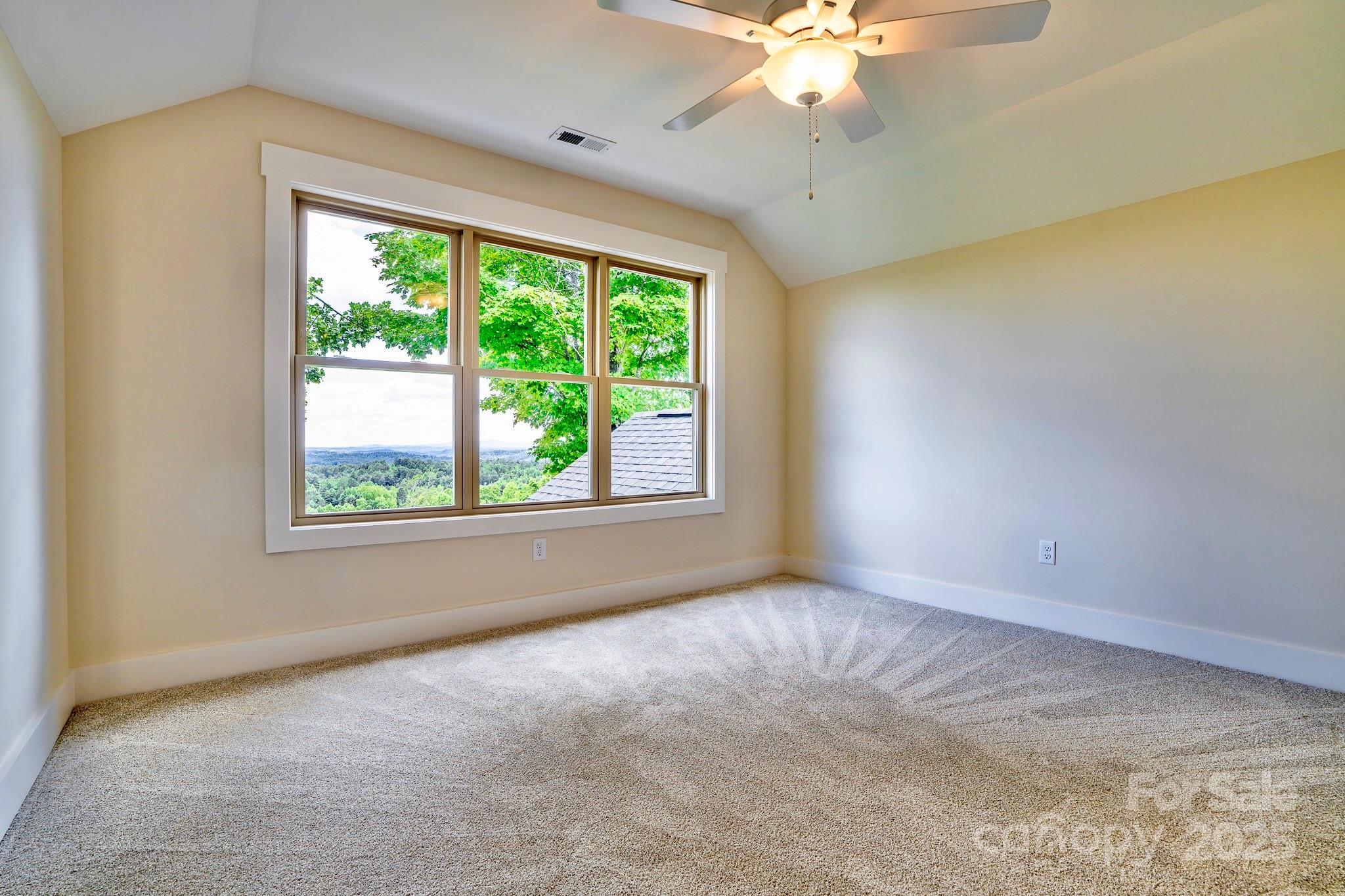 1387 River Club Ridge Lenoir NC 28645