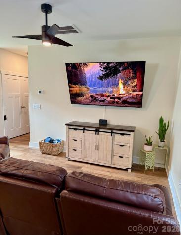 526 Cardwell Lane Fletcher NC 28732