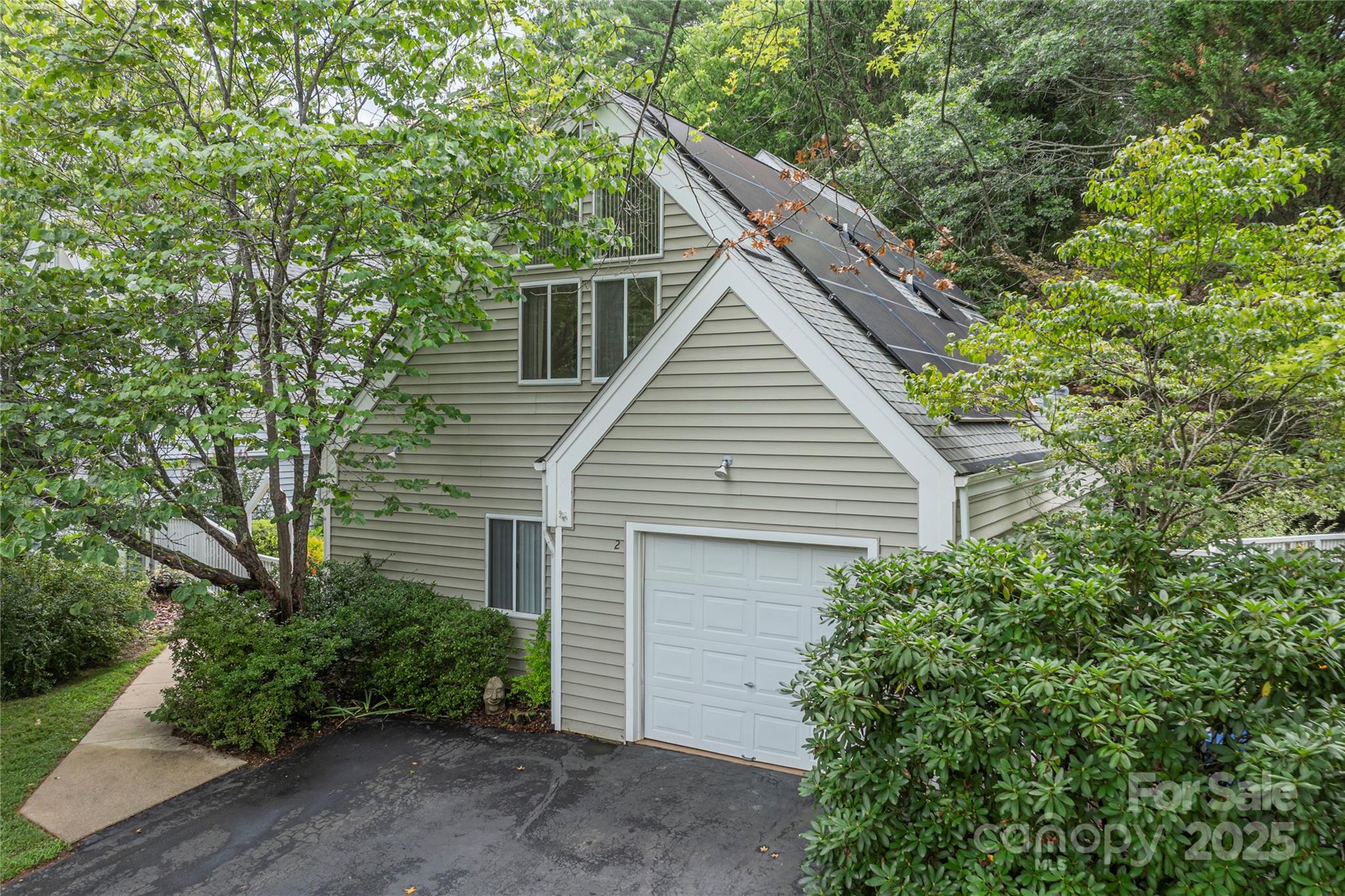 2 Stuart Circle Asheville NC 28804