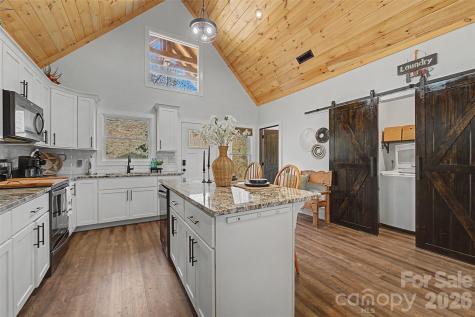 79 Abbey View Road Bryson City NC 28713