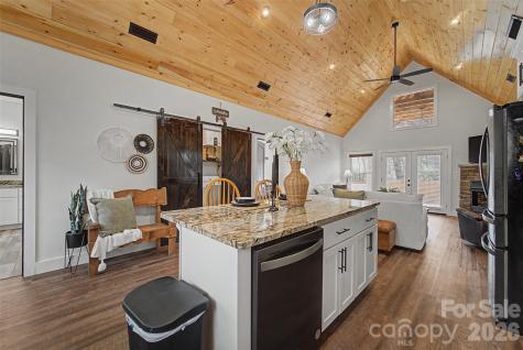 79 Abbey View Road Bryson City NC 28713
