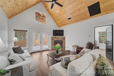 79 Abbey View Road Bryson City NC 28713