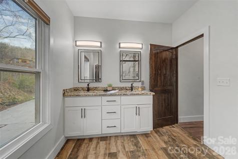 79 Abbey View Road Bryson City NC 28713