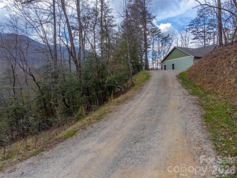 79 Abbey View Road Bryson City NC 28713