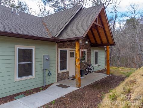 79 Abbey View Road Bryson City NC 28713