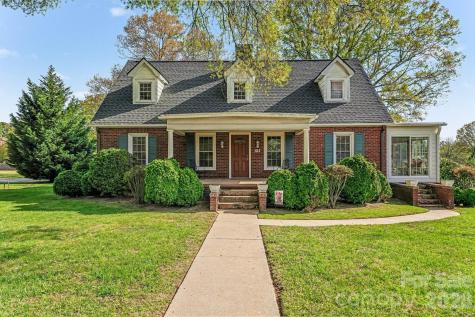 614 W Ridge Avenue Landis NC 28088