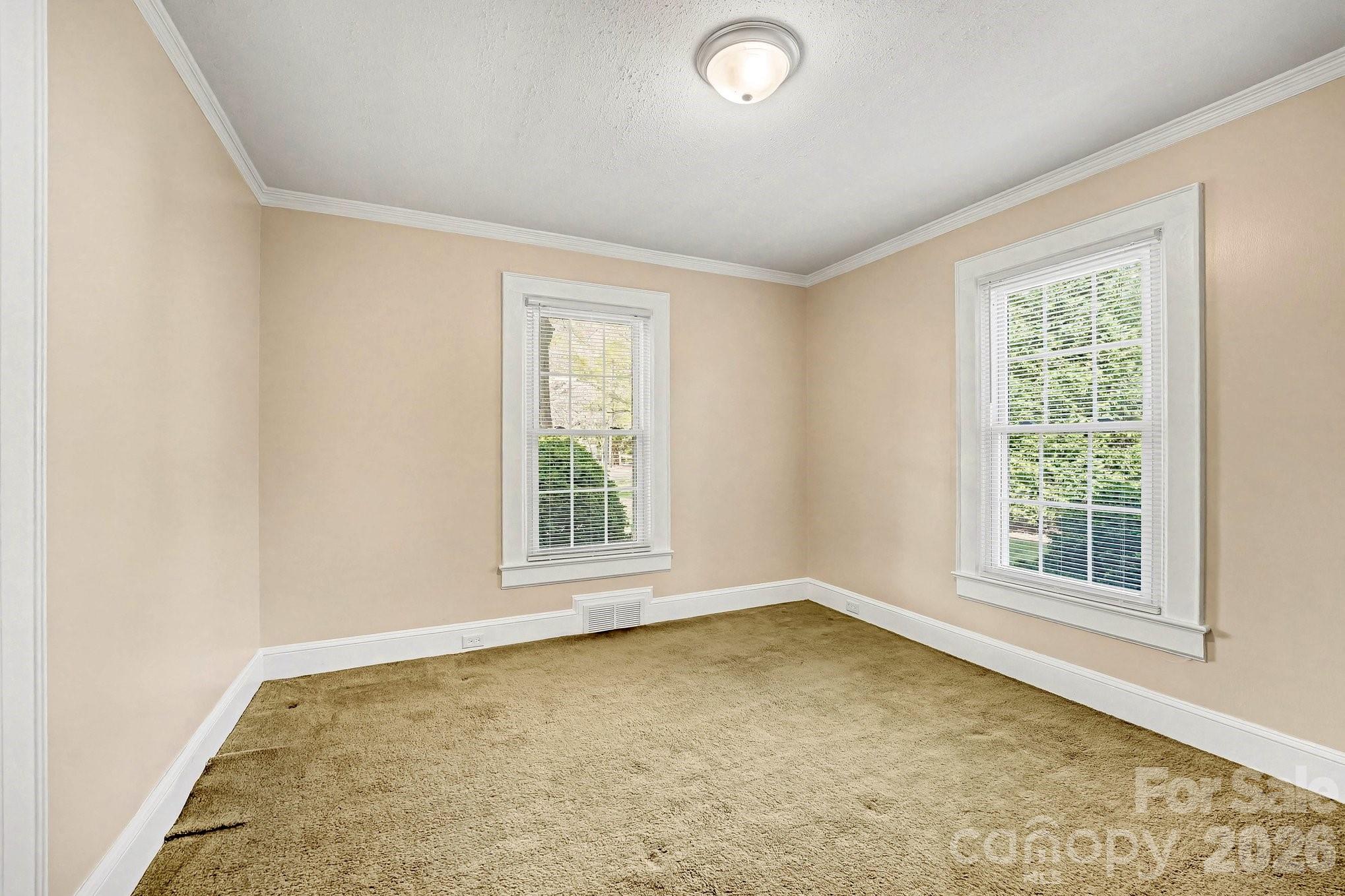 614 W Ridge Avenue Landis NC 28088