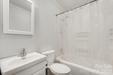 614 W Ridge Avenue Landis NC 28088