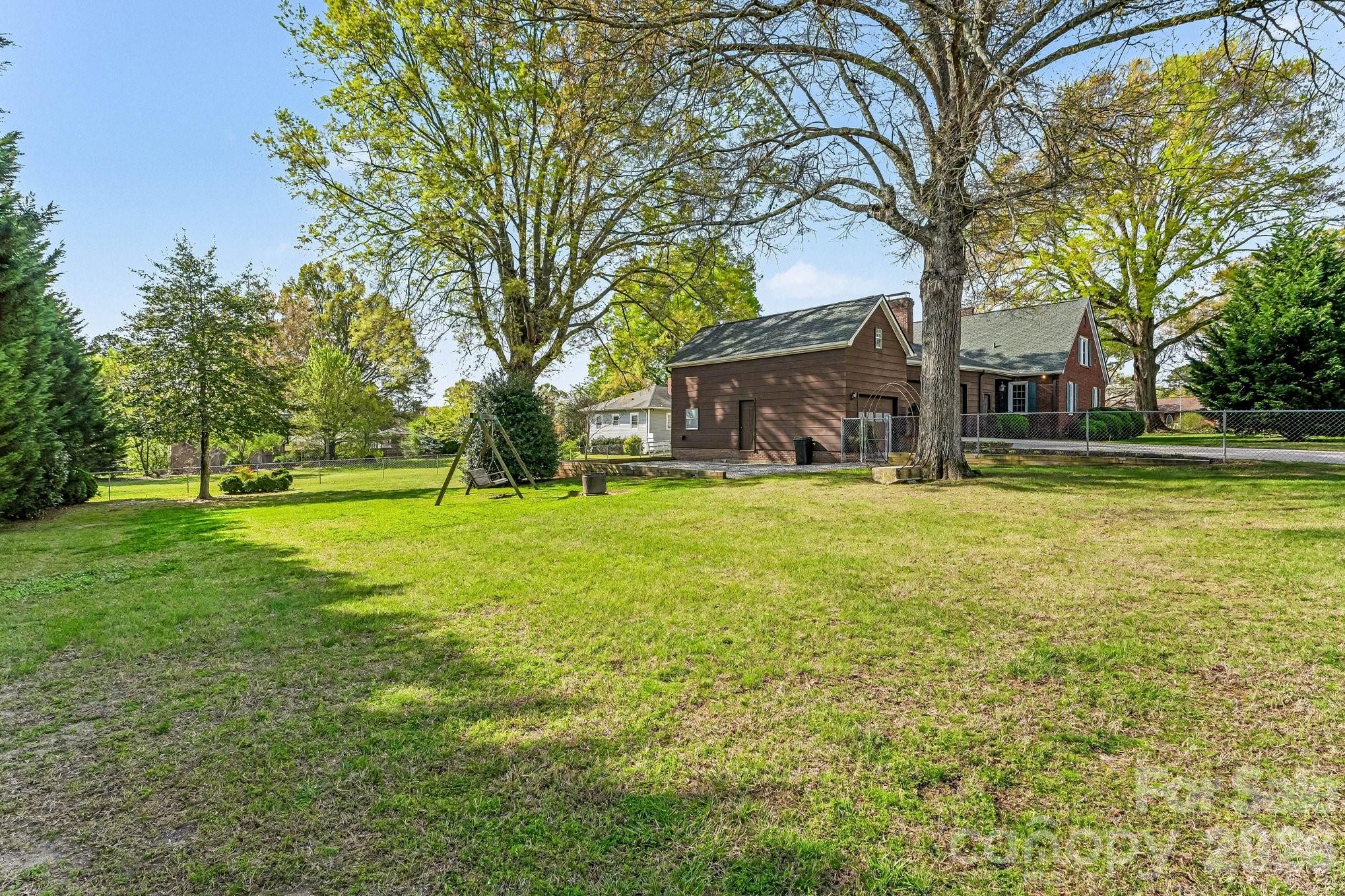 614 W Ridge Avenue Landis NC 28088