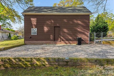 614 W Ridge Avenue Landis NC 28088