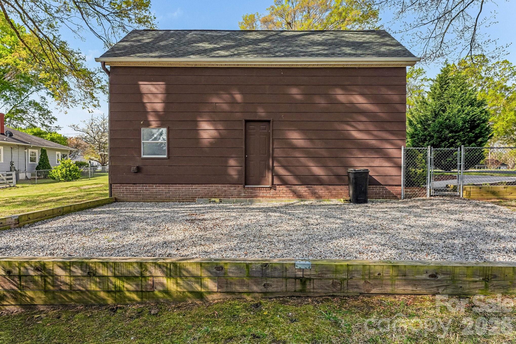 614 W Ridge Avenue Landis NC 28088