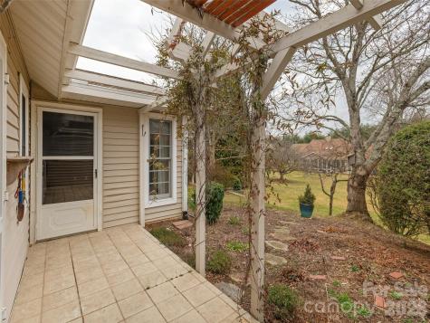 1109 Citation Circle Hendersonville NC 28739