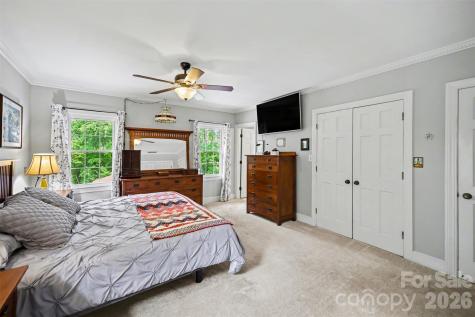 814 S Main Street Mount Holly NC 28120