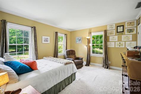 814 S Main Street Mount Holly NC 28120