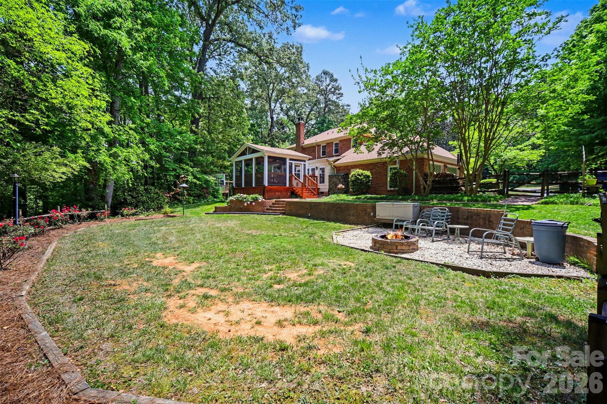 814 S Main Street Mount Holly NC 28120