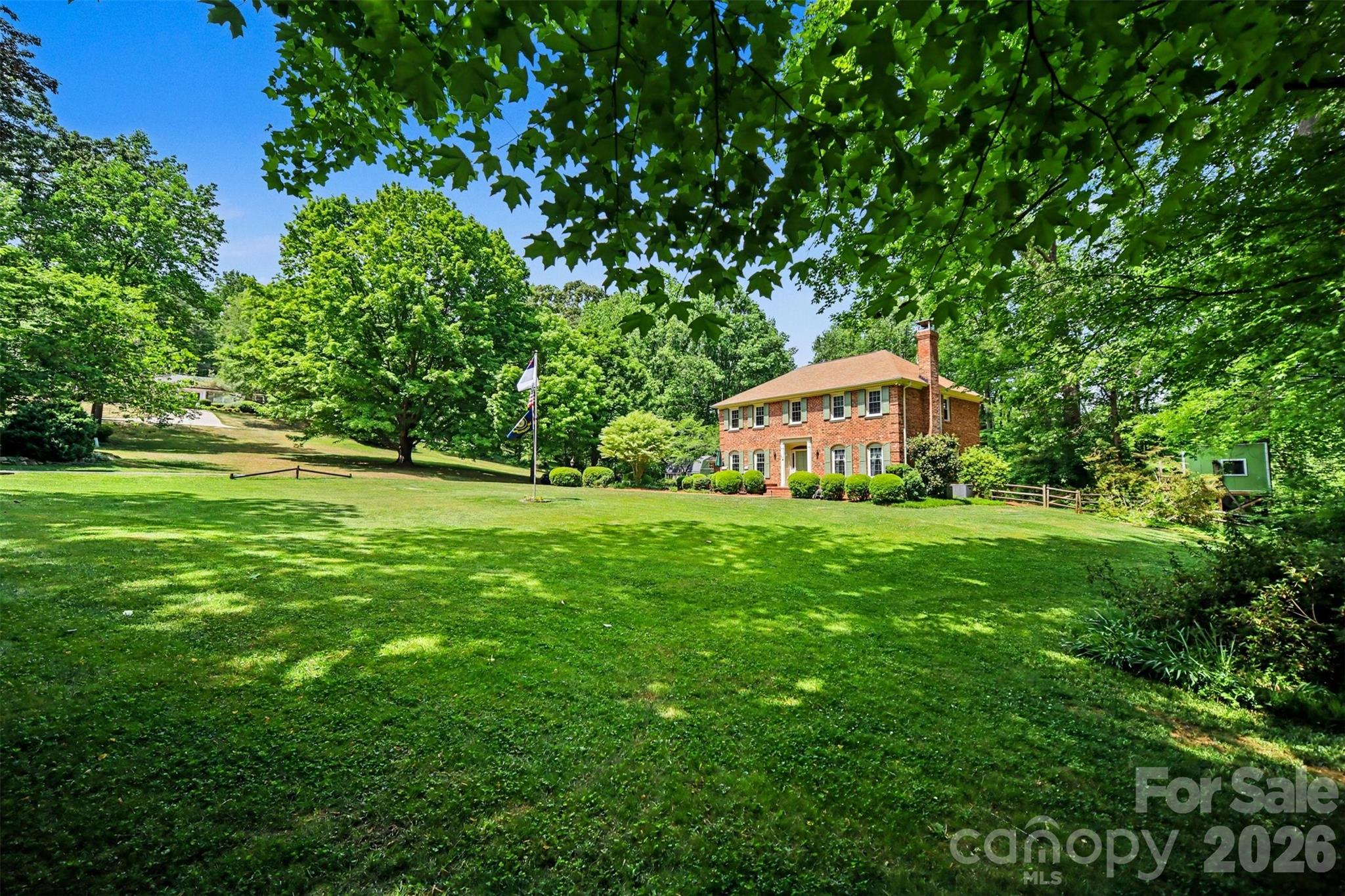 814 S Main Street Mount Holly NC 28120