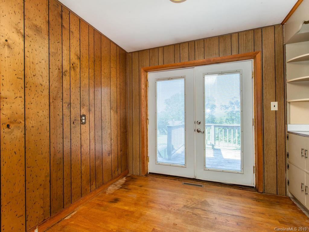 39 Lynndale Avenue Asheville NC 28806
