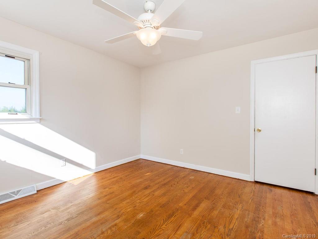39 Lynndale Avenue Asheville NC 28806