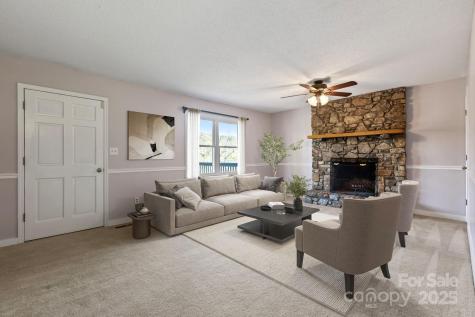 28 Timber Lane Asheville NC 28806