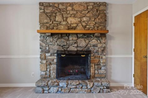 28 Timber Lane Asheville NC 28806