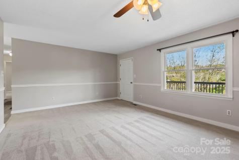 28 Timber Lane Asheville NC 28806