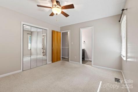 28 Timber Lane Asheville NC 28806