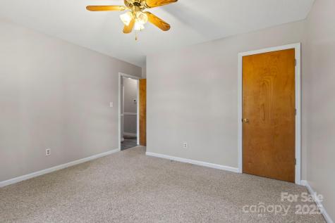 28 Timber Lane Asheville NC 28806