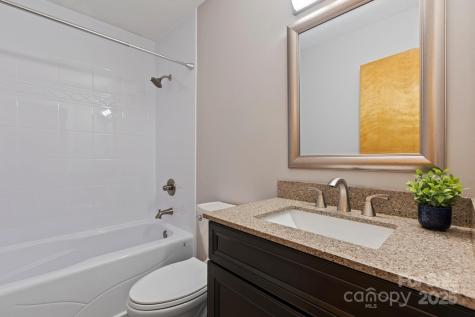 28 Timber Lane Asheville NC 28806