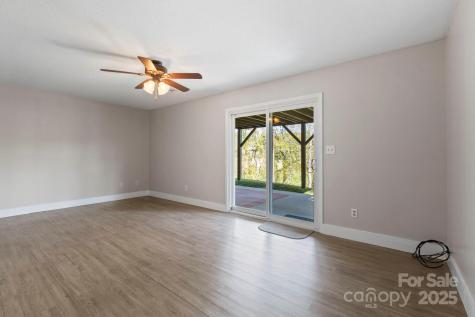 28 Timber Lane Asheville NC 28806